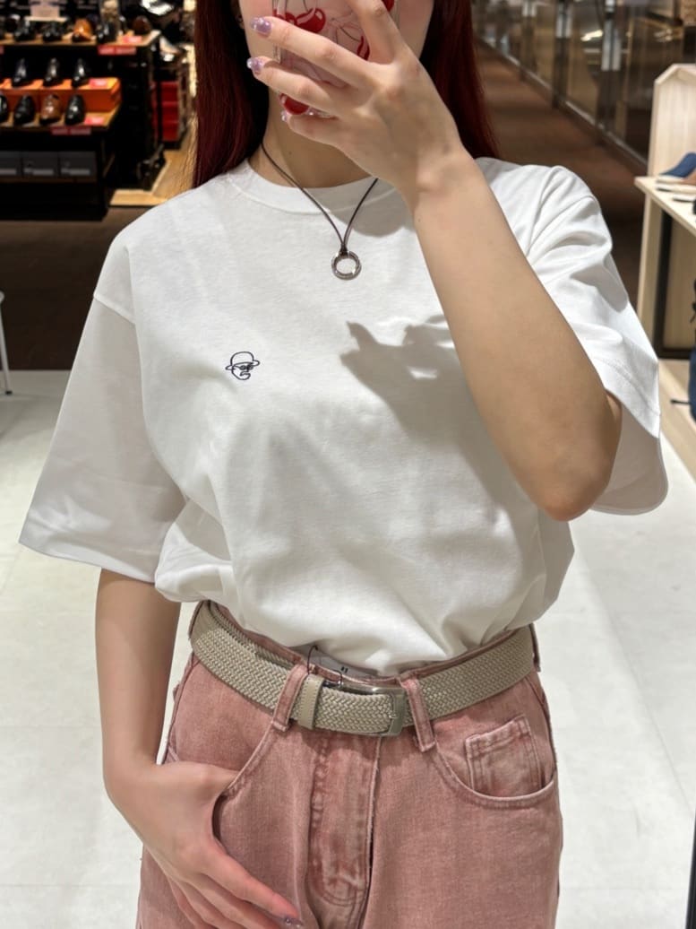 ウミさんの「TAKEO KIKUCHI｜【TAKEO KIKUCHI &times; THE BEDFORD HOTEL】インナーセルフレーム サングラ」を使ったコーディネート