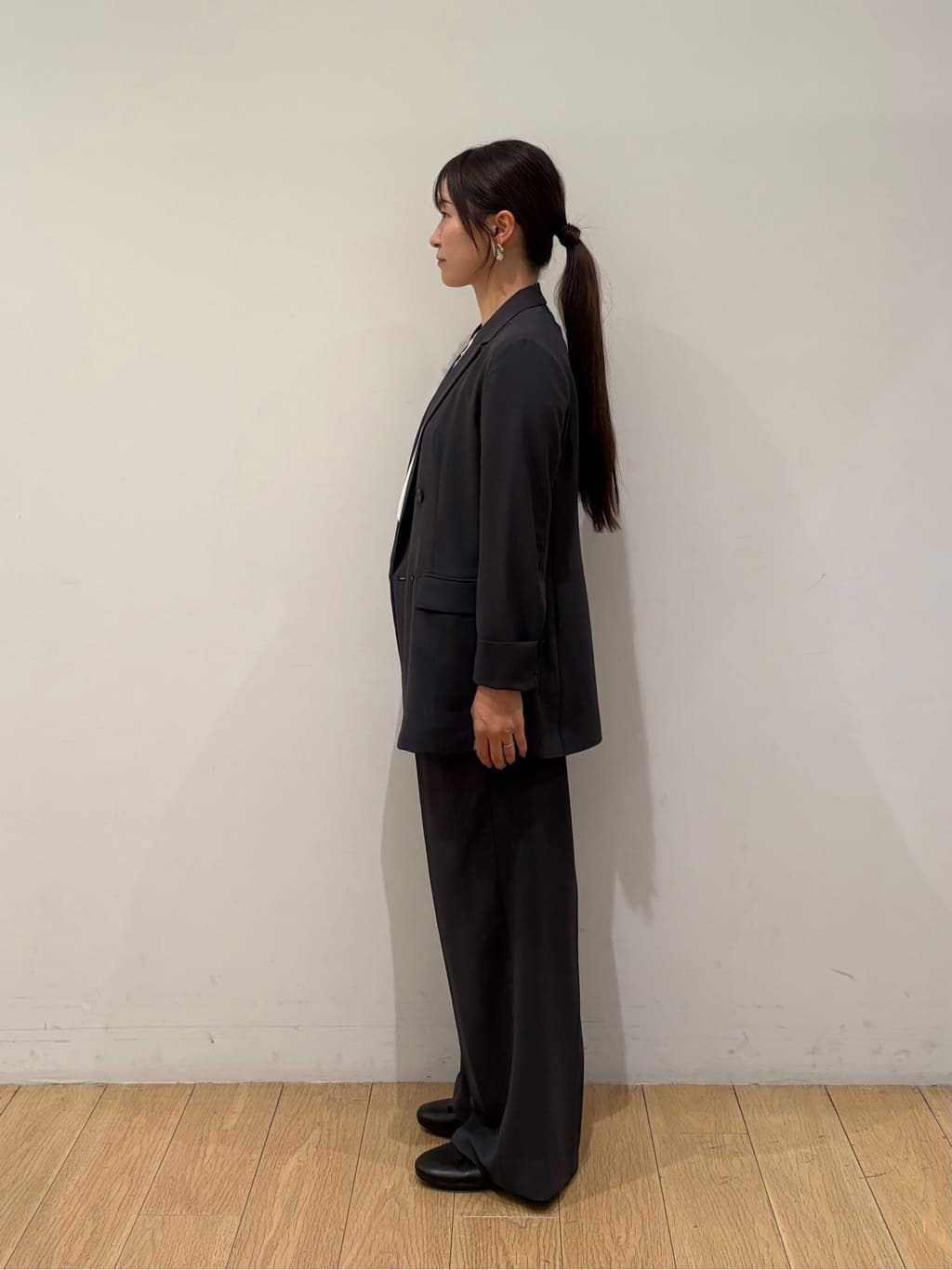 maiさんの「INDIVI｜【軽く羽織れる！】ダブルジャケット」を使ったコーディネート