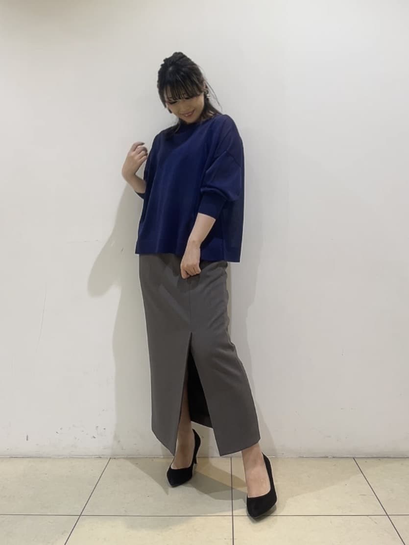 watanabeさんの「UNTITLED｜【前後2WAY/アンサンブル可/ゆったり】シアーカーディガン」を使ったコーディネート