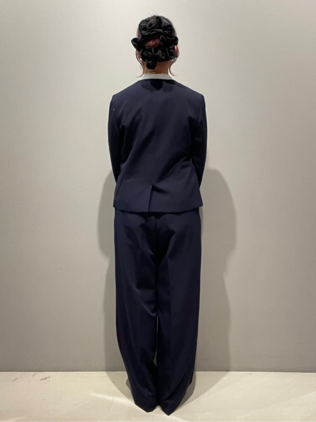 mikiさんの「OPAQUE.CLIP｜《通勤／セットアップ対応》 パイピングVネックジャケット【洗濯機OK】」を使ったコーディネート