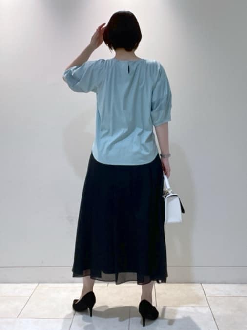 フミさんの「Reflect｜【マシンウォッシュ可／セットアップ可】シアーボックスタックプリーツスカート」を使ったコーディネート