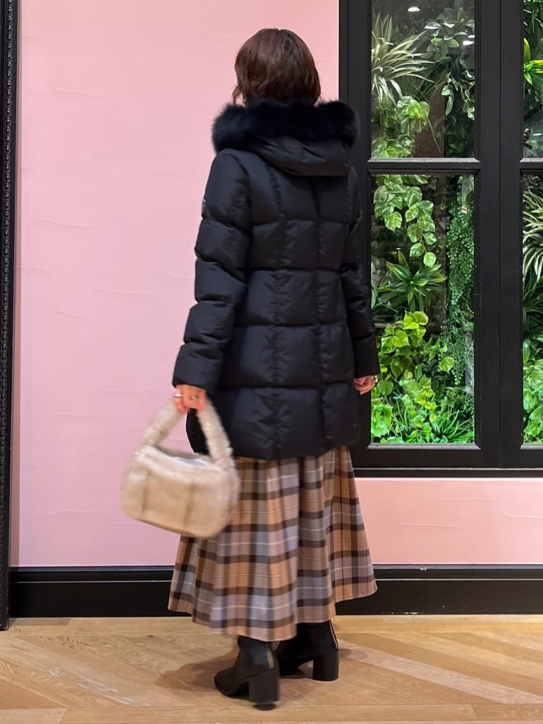ogataさんの「DRESSTERIOR｜◆コンパクトフェイクファーバッグ」を使ったコーディネート