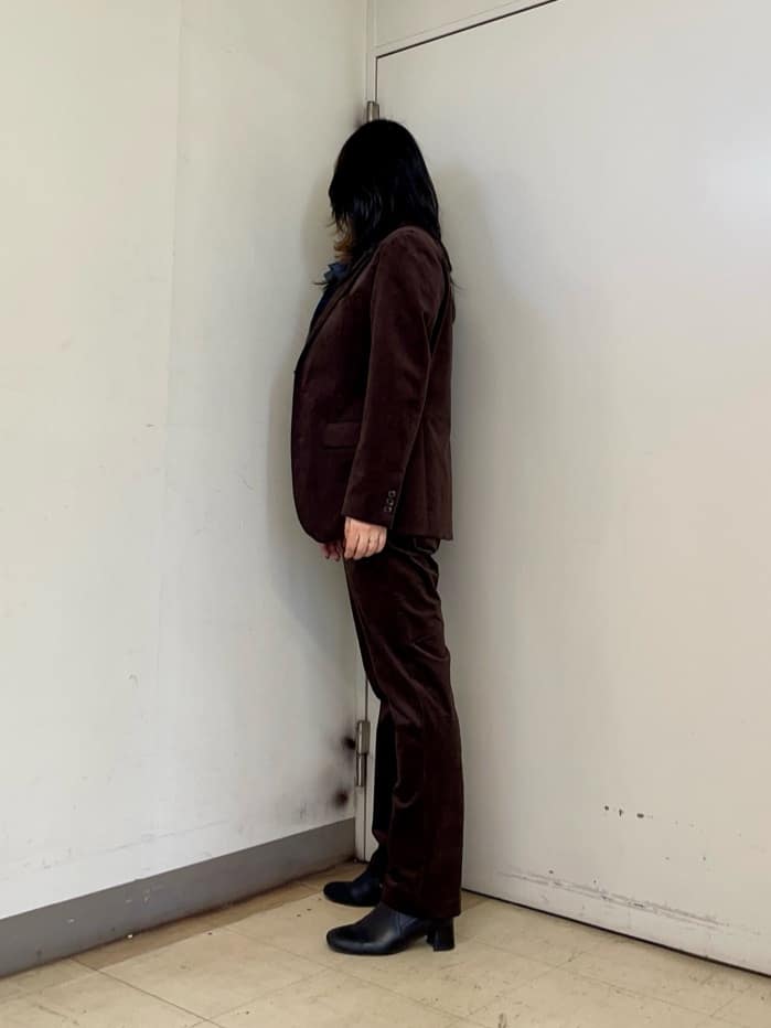 iwさんの「TAKEO KIKUCHI｜【Sサイズ～】ストレッチコーデュロイ ジャケット」を使ったコーディネート