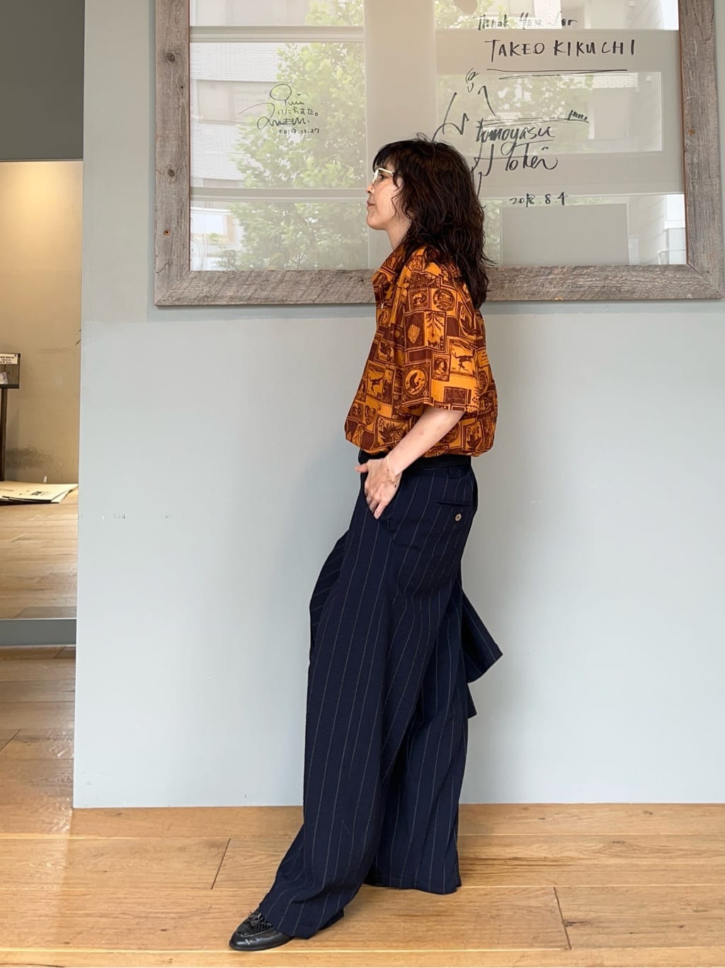 神野（jinno）さんの「TAKEO KIKUCHI｜【抗菌防臭／5サイズ展開】ハイゲージポンチ Tシャツ」を使ったコーディネート