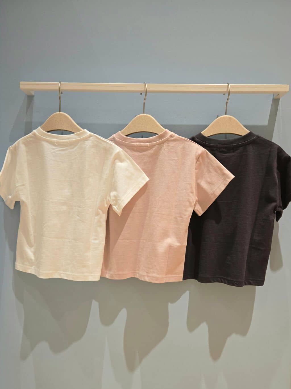 harumiruさんの「SHOO･LA･RUE｜◆【100-150cm/親子リンク】アソートプリントTシャツ」を使ったコーディネート