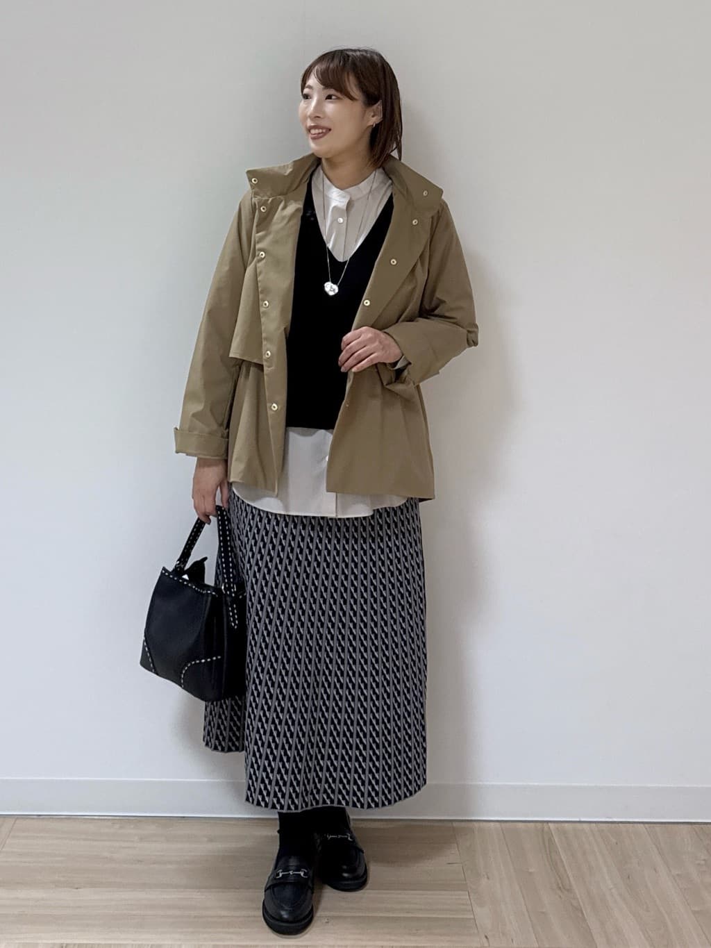 amiさんの「Reflect｜【すっきり見え／フード取り外し可／通勤におすすめ◎】ライティアウター」を使ったコーディネート