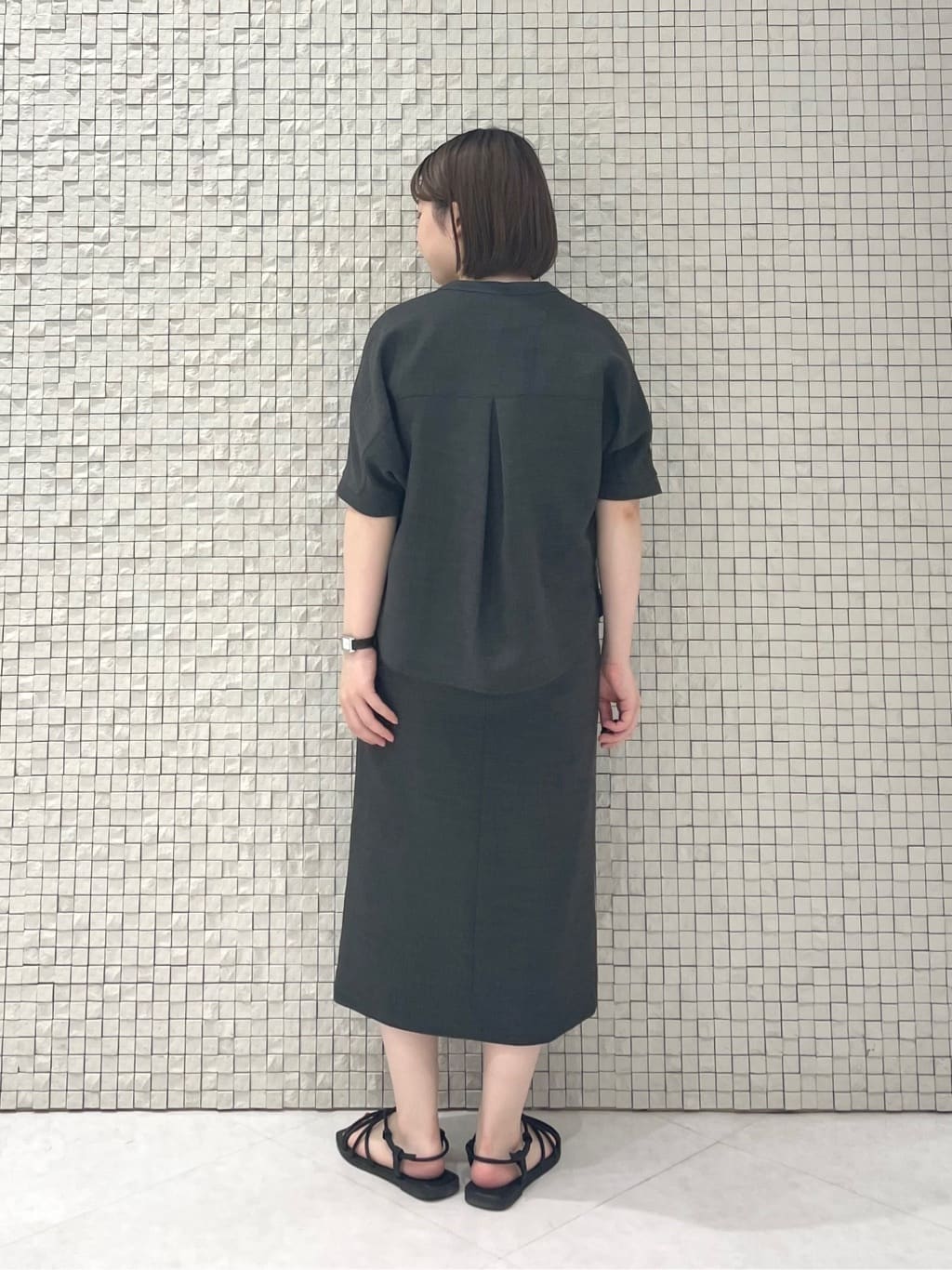 sakuさんの「INDIVI｜【セレモニーにおすすめ！】パール調トップネックレス」を使ったコーディネート