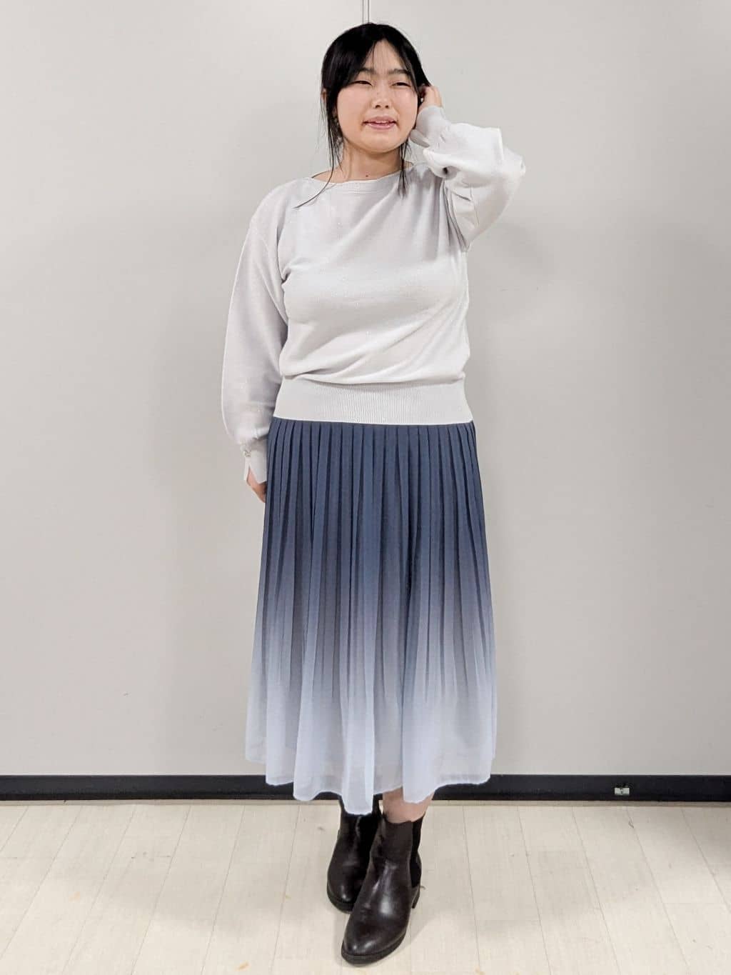 Nonさんの「index｜ラメガーター編みボートネックニット【洗濯機OK】《8col／XS～LL》」を使ったコーディネート