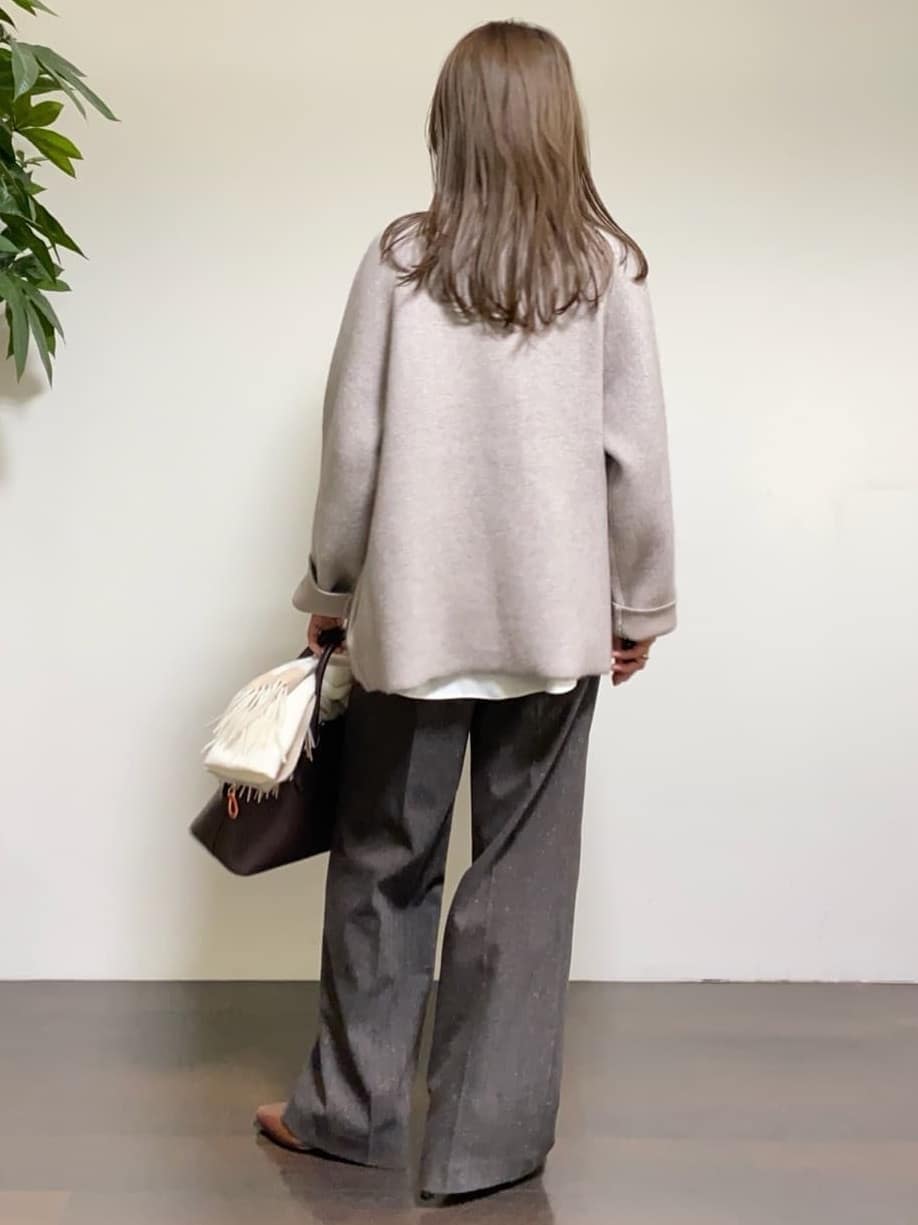 tomoさんの「UNTITLED｜【洗える/重ね着/フォーマル】レイヤード ペプラムブラウス」を使ったコーディネート