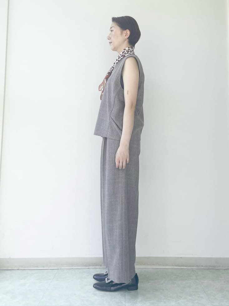 aliceさんの「UNTITLED｜【接触冷感／コットン100／洗える／丸首】ノースリーブ天竺プルオーバー」を使ったコーディネート