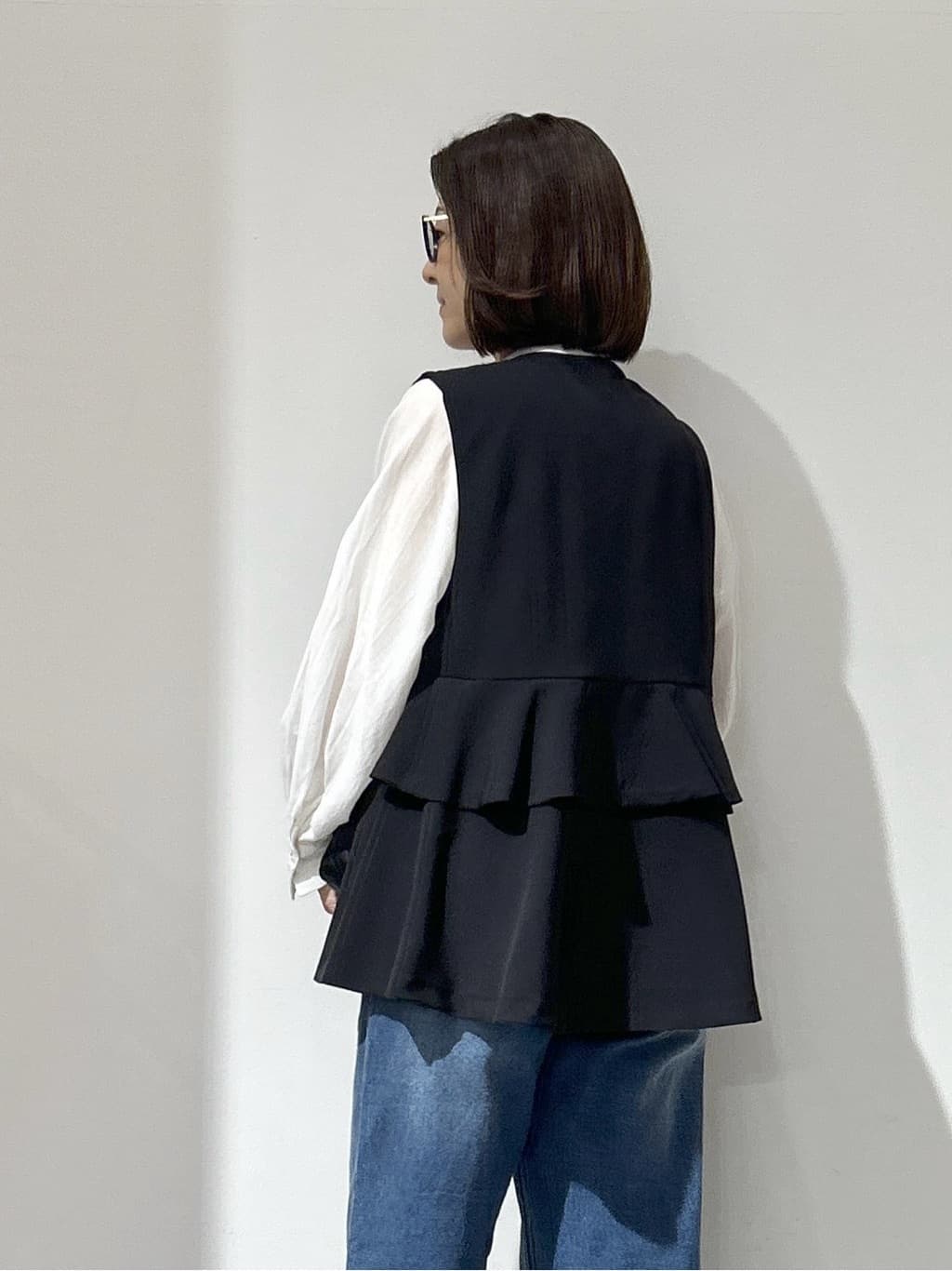 NAKAさんの「OPAQUE.CLIP｜2WAYシアーボウタイブラウス【洗濯機洗い可】」を使ったコーディネート