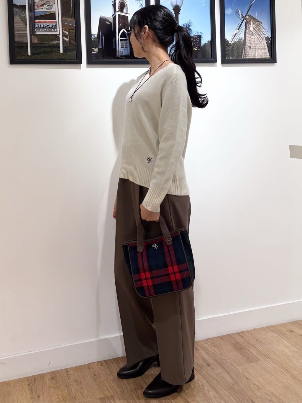 Ririkaさんの「Dessin｜ウールカシミヤVネック」を使ったコーディネート