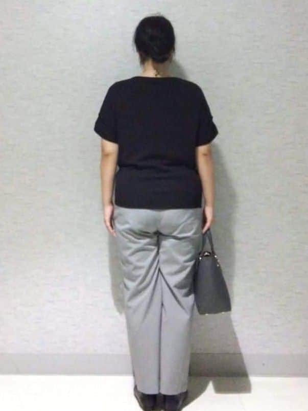 sakoさんの「Reflect｜【撥水加工で裾が汚れにくい◎／ウエスト総ゴム】ワイドストレートパンツ」を使ったコーディネート