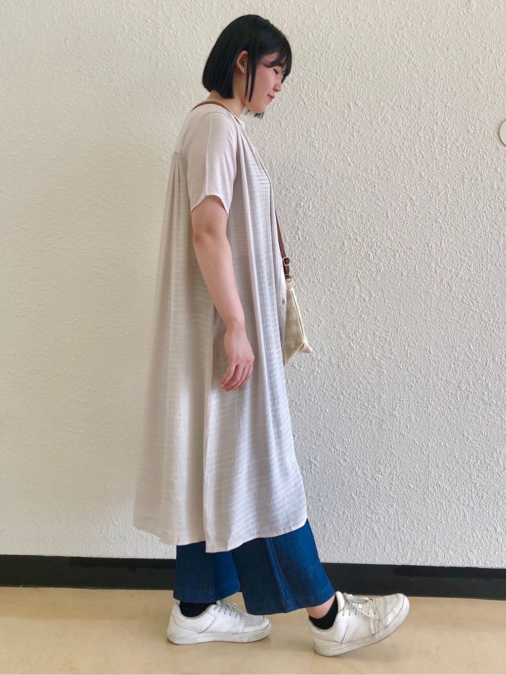 Tsuruさんの「SHOO･LA･RUE｜◆【洗える/S-LL】色違いで揃えたい テレコリブタンクトップ」を使ったコーディネート