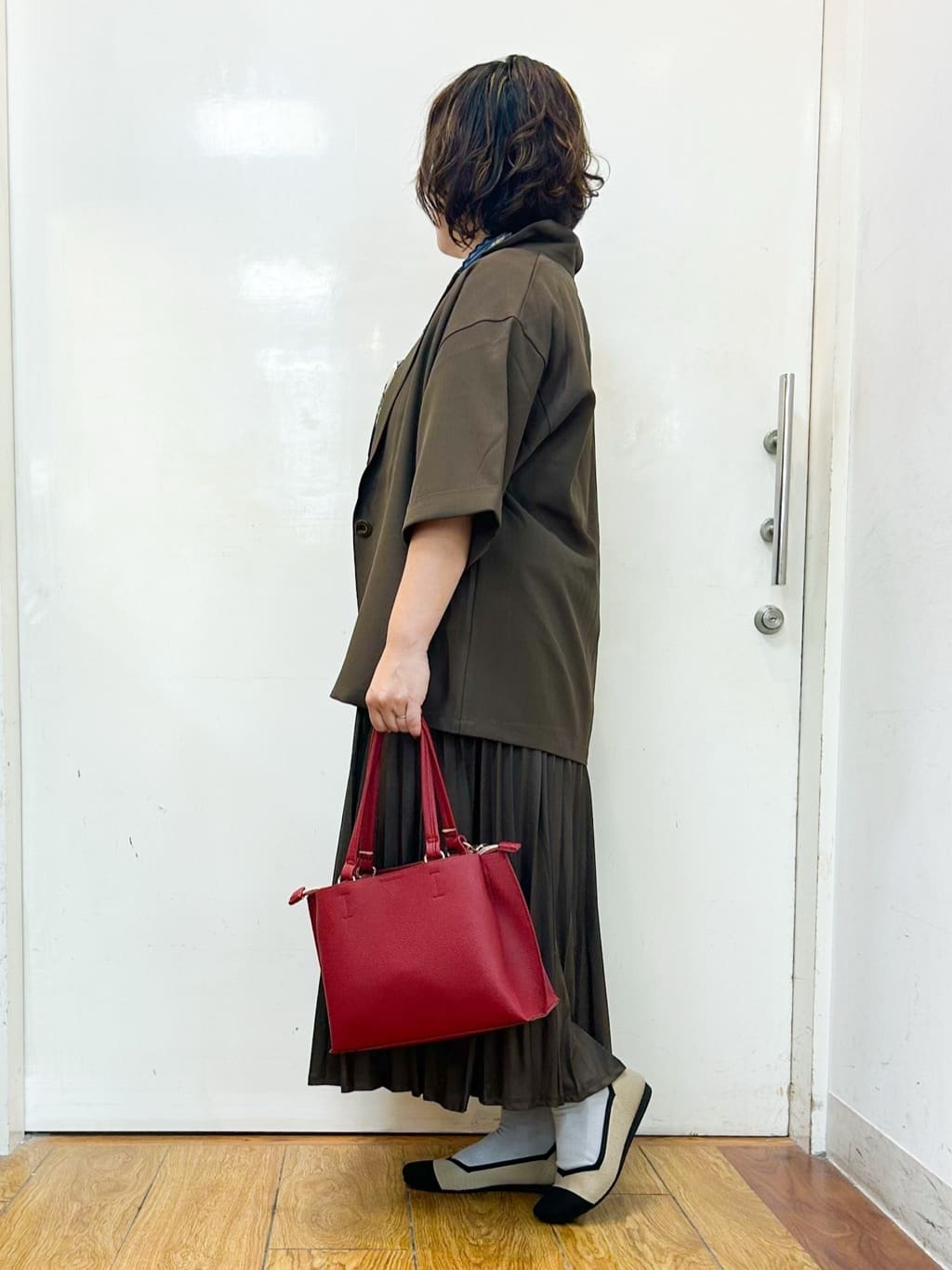 haruさんの「SHOO･LA･RUE｜【セットアップ可/洗濯後しわになりにくい】5分袖テーラードジャケット」を使ったコーディネート