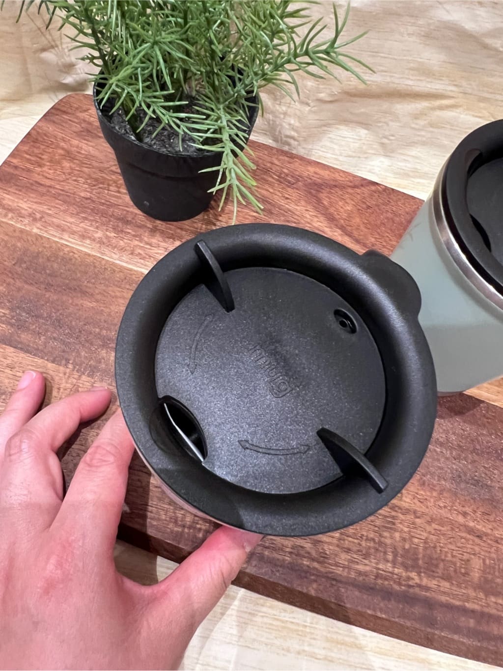 nagiさんの「212 KITCHEN STORE｜ダブルマグ SAKURA PINK＜THERMO MUG  サーモマグ＞」を使ったコーディネート