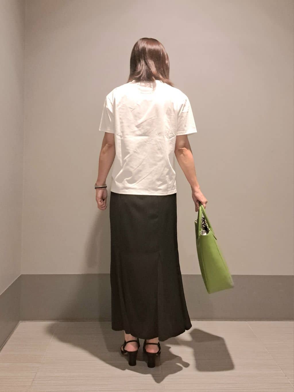 Takahashiさんの「DRESSTERIOR｜◆スクエアシュリンクレザー トートバッグ」を使ったコーディネート
