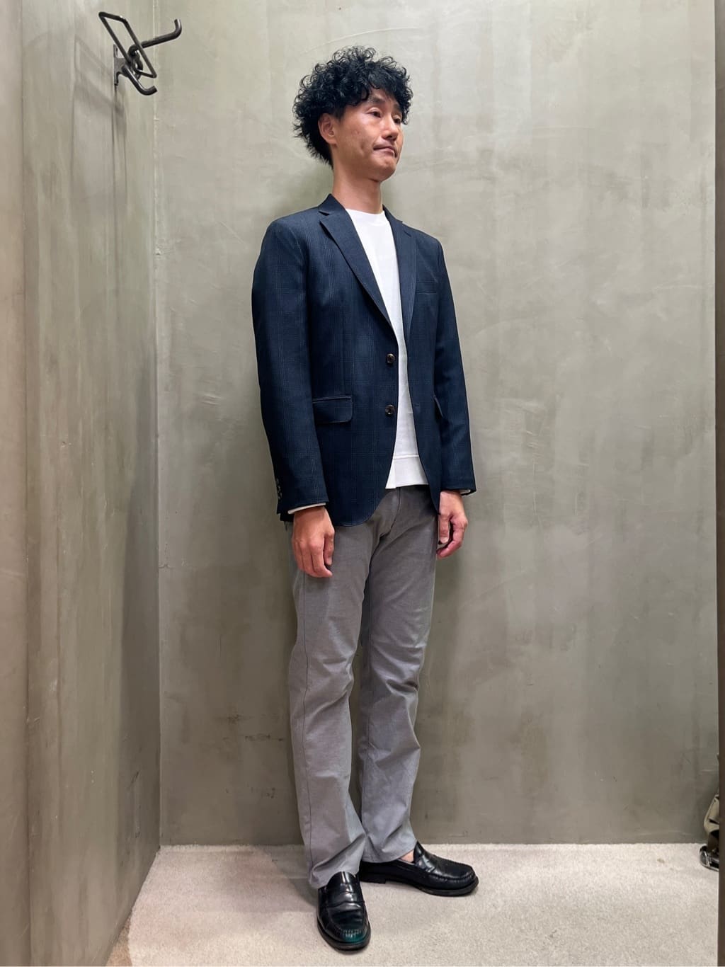 mutoさんの「TAKEO KIKUCHI｜【Made in JAPAN】播州織 ストレッチ パンツ」を使ったコーディネート