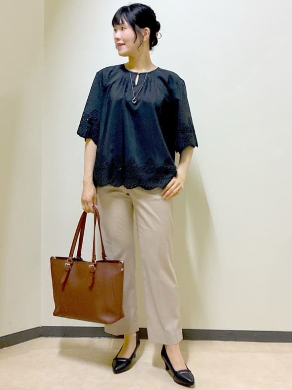  beni_gingerさんの「Reflect｜【洗える／セットアップ可】ストレートラインパンツ」を使ったコーディネート