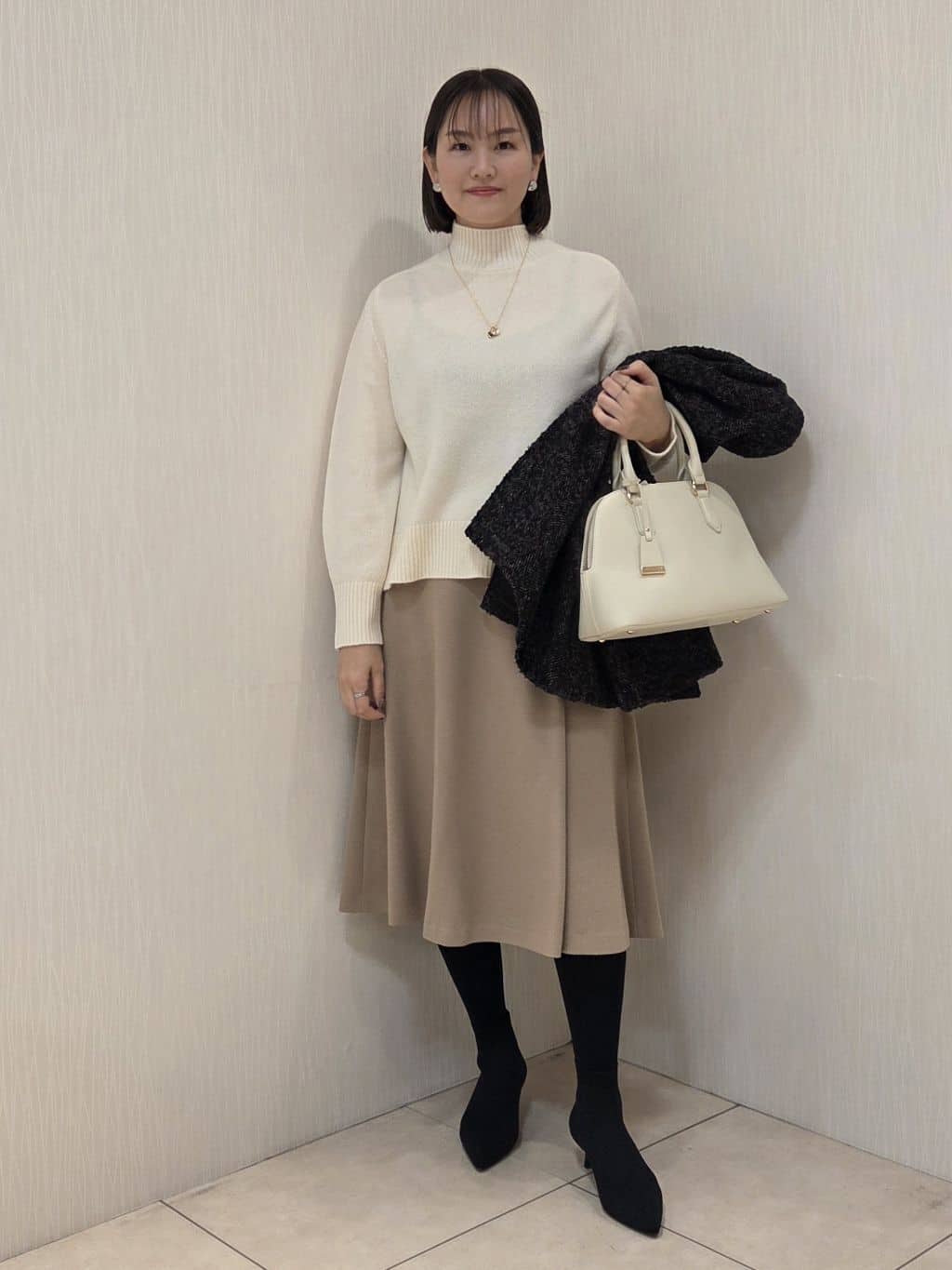 naokoさんの「UNTITLED｜【エレガント／ミディアウター】ミックスヘリンボンコート」を使ったコーディネート