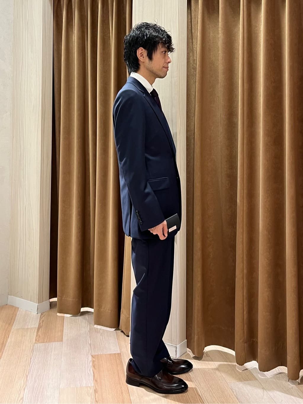 URAさんの「TAKEO KIKUCHI｜日本製 Uチップ ドレスシューズ」を使ったコーディネート