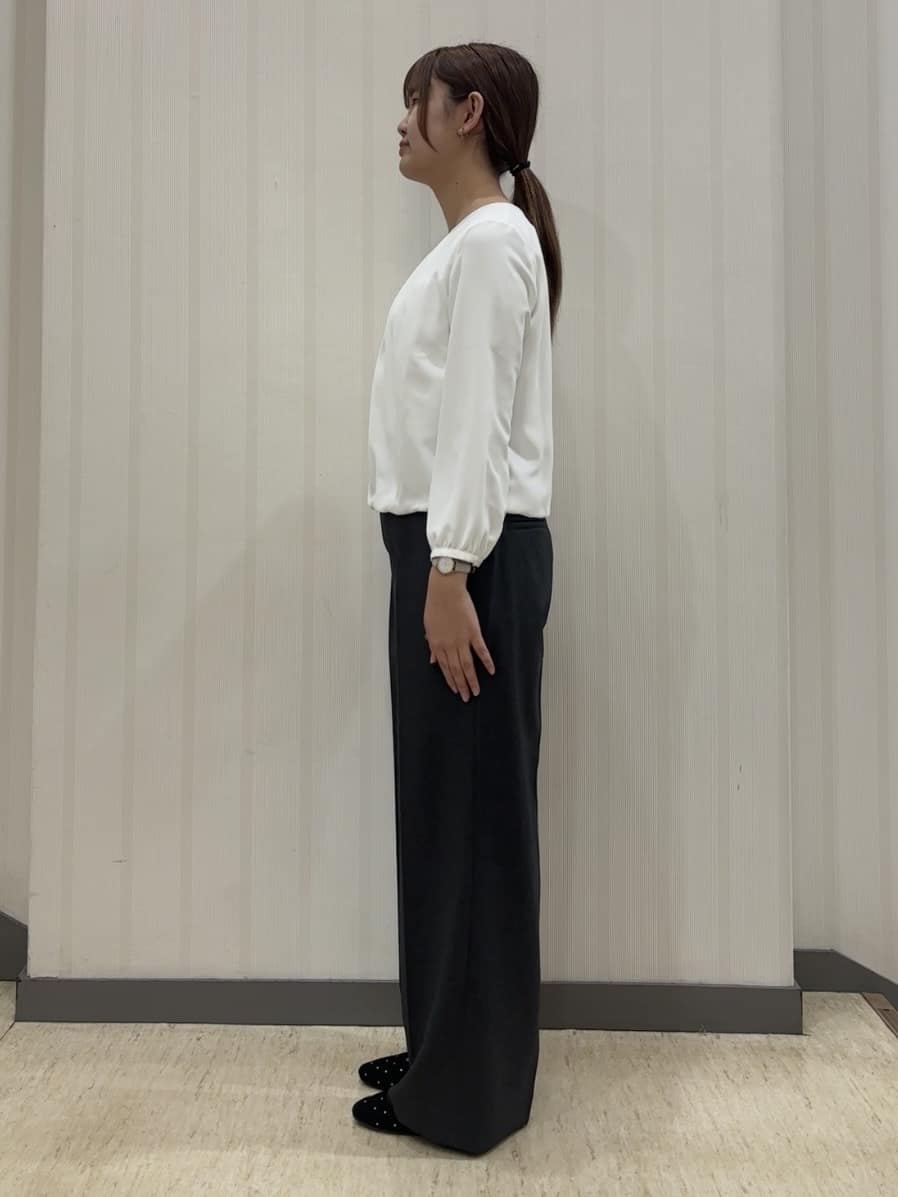 ちひさんの「INDIVI｜【洗える／通勤／スーツ】メランジストレッチ ワイドパンツ」を使ったコーディネート