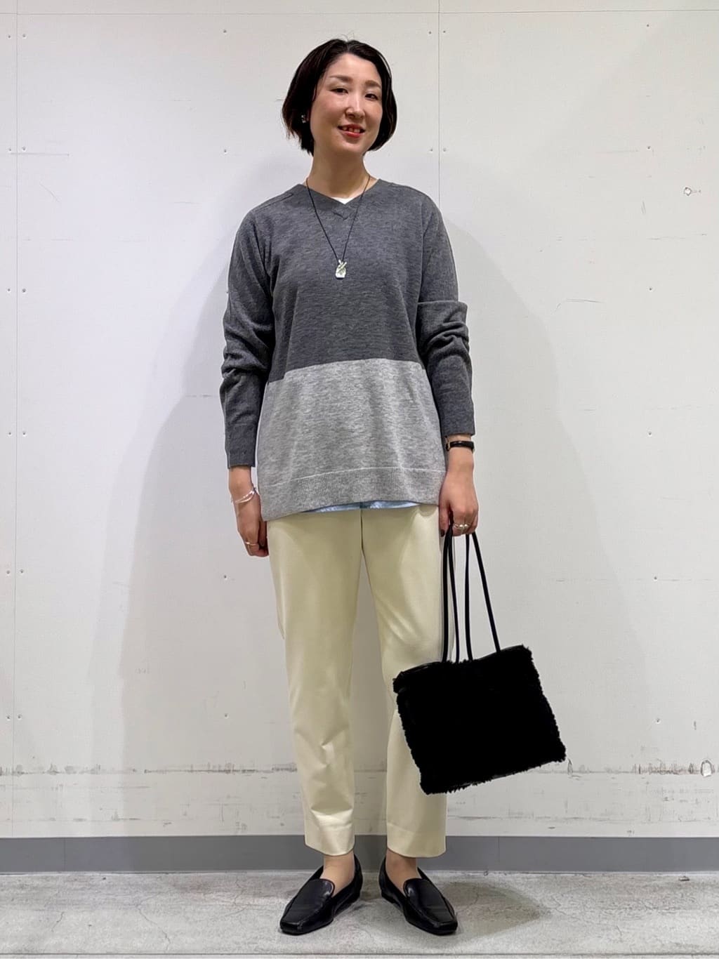 yuriさんの「INDIVI｜【コットン】シャツ切り替えカットソー」を使ったコーディネート