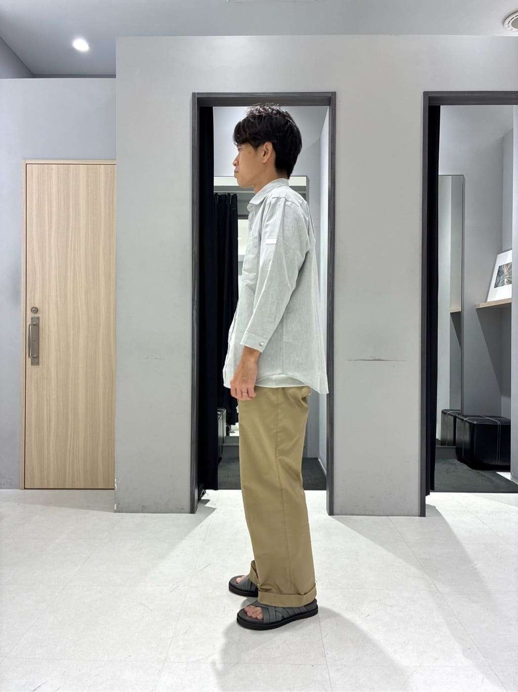 わいずみさんの「TAKEO KIKUCHI｜【抗菌防臭／5サイズ展開】ハイゲージポンチ Tシャツ」を使ったコーディネート