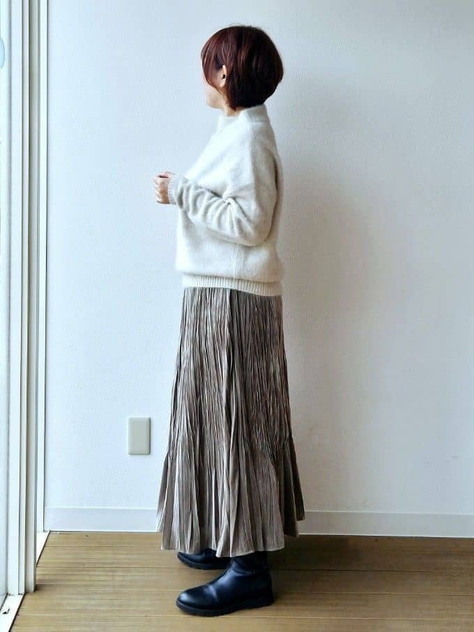 やじまさんの「UNTITLED｜【大人な品格/ふわふわニット】フォックスカシミヤ コクーンニット」を使ったコーディネート