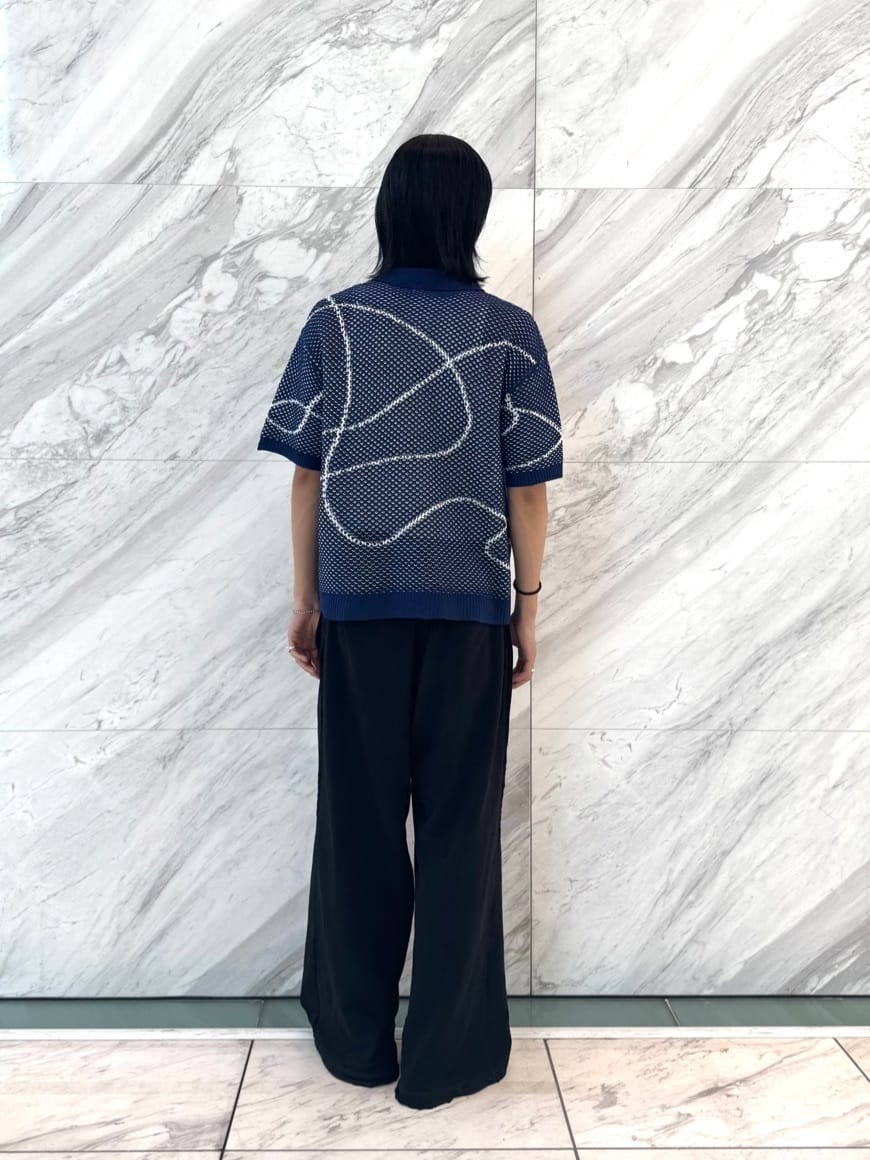simさんの「tk.TAKEO KIKUCHI｜◆ラインアートニットポロ」を使ったコーディネート