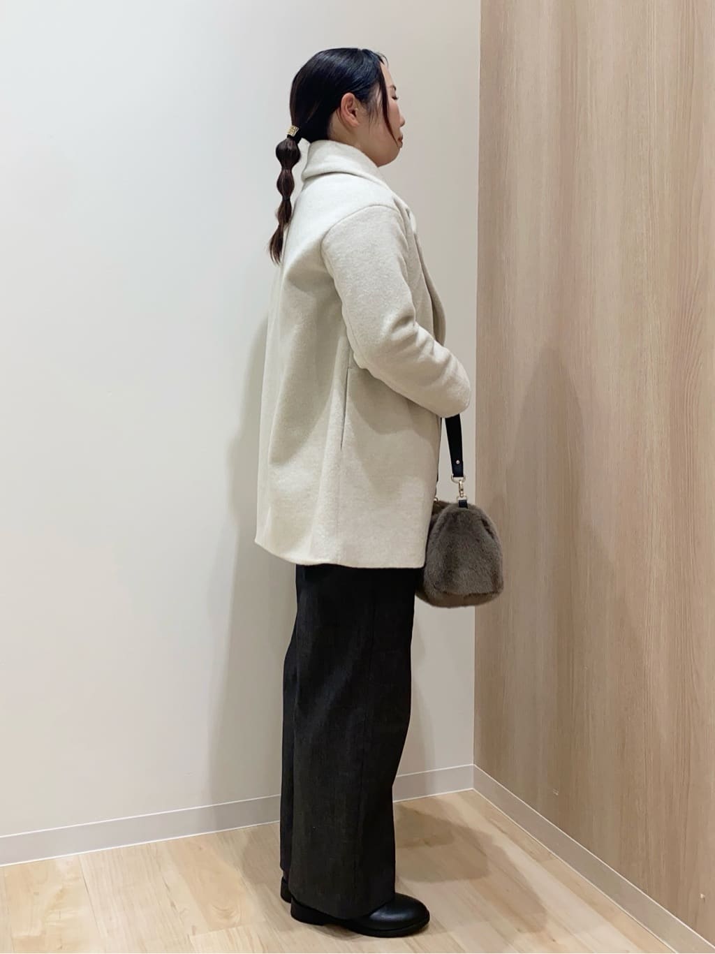 HANAさんの「grove｜ふんわりまとう、オーバーサイズテーラーコート」を使ったコーディネート