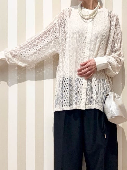 まつこさんの「SHOO･LA･RUE｜【セットアップ可】レース使いが美しい バンドカラーシャツ」を使ったコーディネート