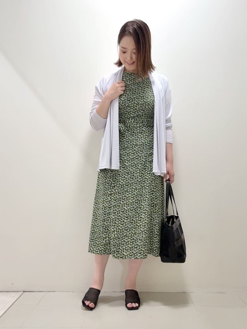 YUIさんの「UNTITLED｜◆【接触冷感/UV機能/遮熱】ジャージカーディガン」を使ったコーディネート