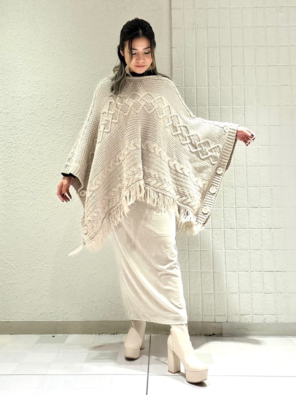 Akiさんの「ESPERANZA｜ラク盛りショートブーツ」を使ったコーディネート