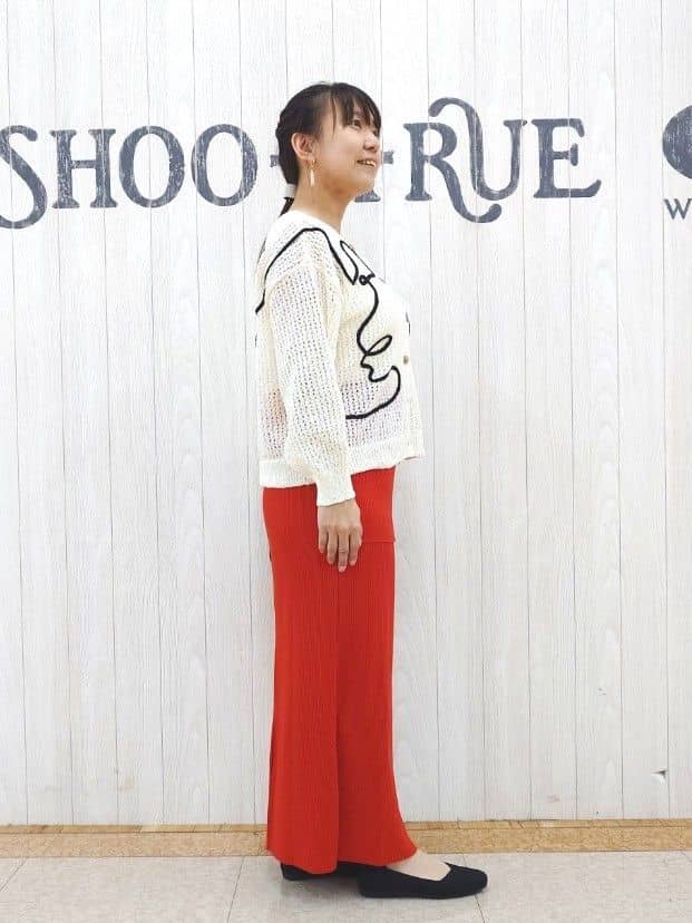とろろさんの「SHOO･LA･RUE｜コード刺繍アソートメッシュカーディガン」を使ったコーディネート