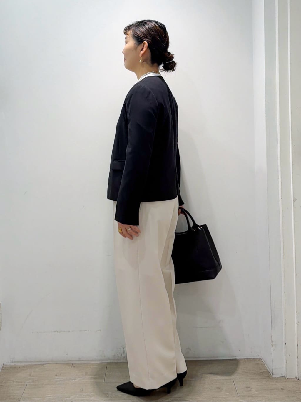 sumicaさんの「OPAQUE.CLIP｜《通勤／セットアップ対応》 Vネックジャケット／ダブルクロス【洗濯機OK】」を使ったコーディネート