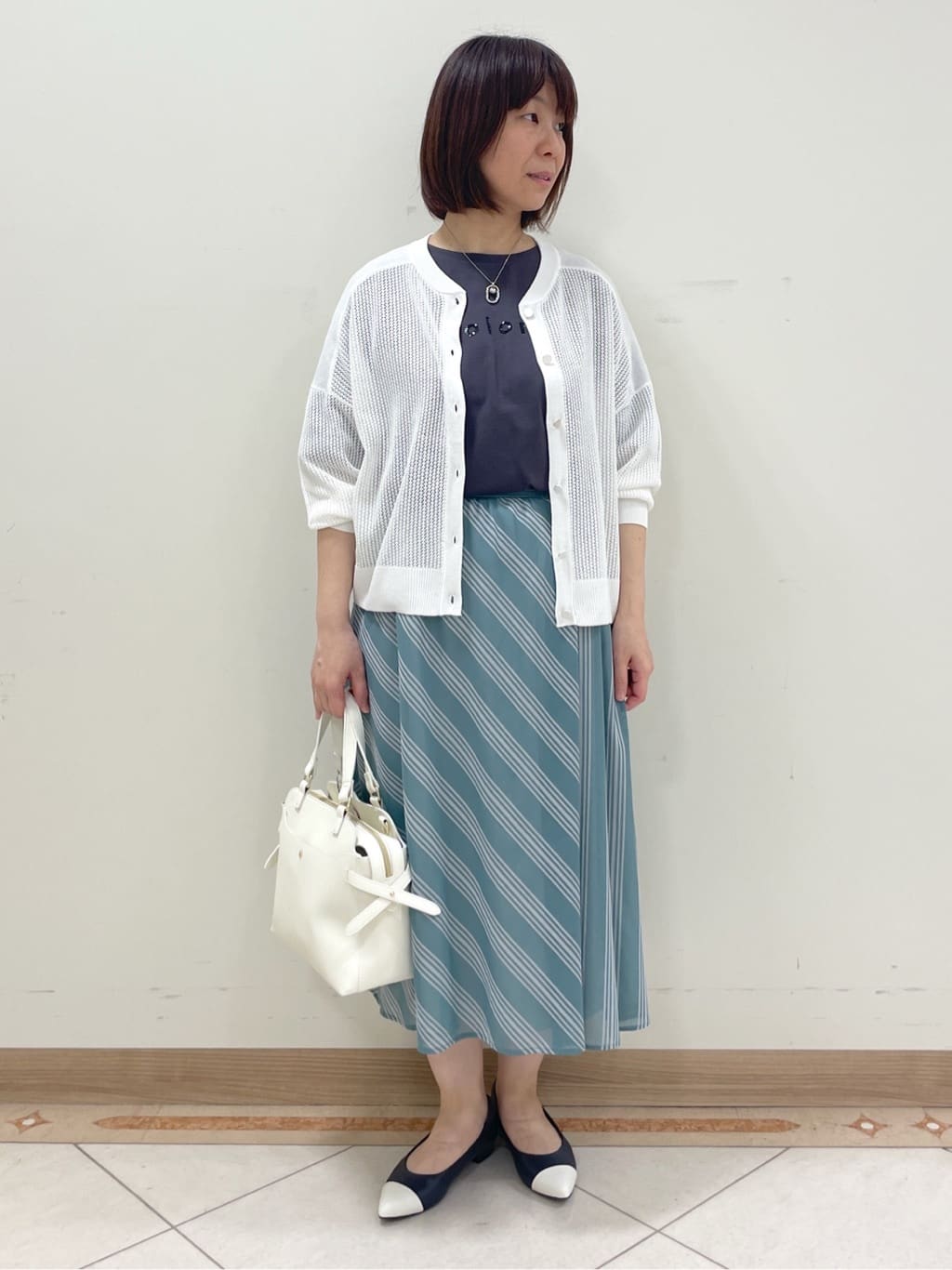 hanaさんの「Reflect｜◆【E‐QUALITY／手洗い可】ドライタッチカーディガン」を使ったコーディネート