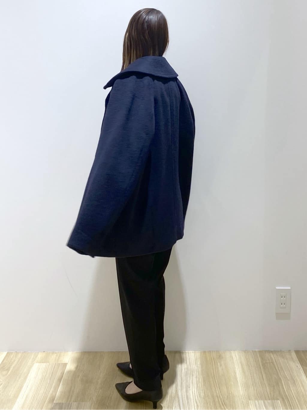 えりさんの「OPAQUE.CLIP｜カシミヤブレンドウールミドルピーコート」を使ったコーディネート