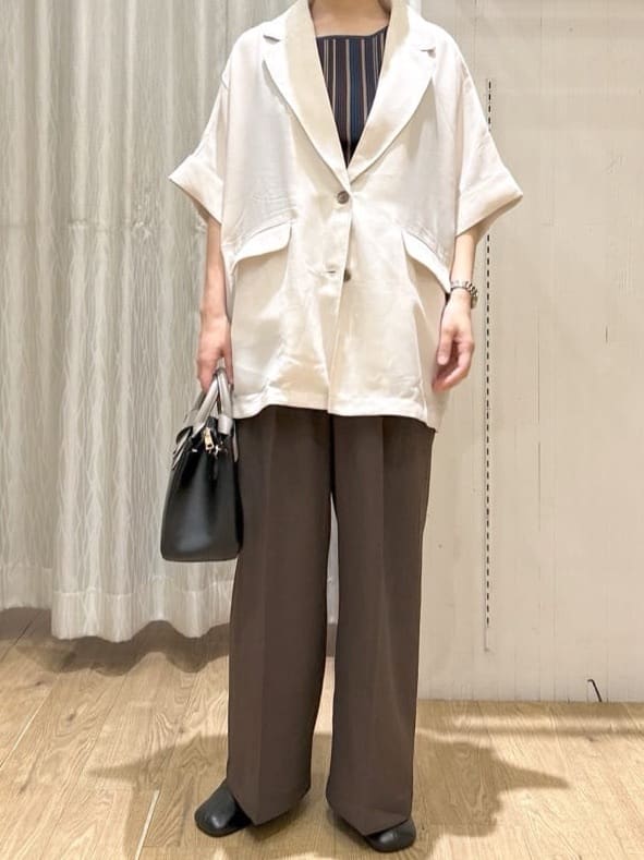 ga_riさんの「THE SHOP TK｜ドルマン半袖ジャケット【洗える】」を使ったコーディネート
