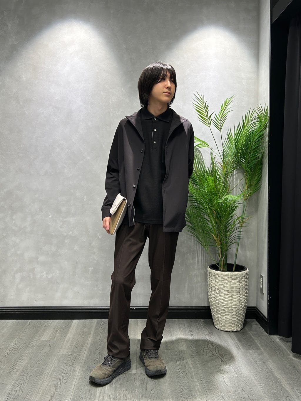 ruiさんの「TAKEO KIKUCHI｜【3D ナイロン ストレッチ】スタンドカラー シャツブルゾン」を使ったコーディネート