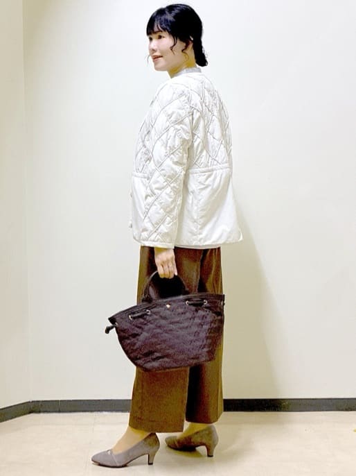  beni_gingerさんの「Reflect｜【気軽な羽織に◎】中綿キルティングショートコート」を使ったコーディネート