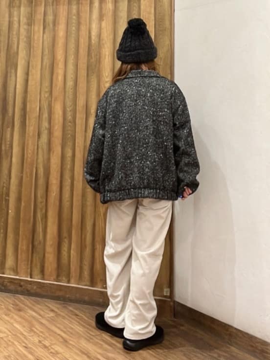 AiAiさんの「SHOO･LA･RUE｜【洗濯機可/S-LL】裾スカラップが差がつく コード刺繍ロゴニット」を使ったコーディネート