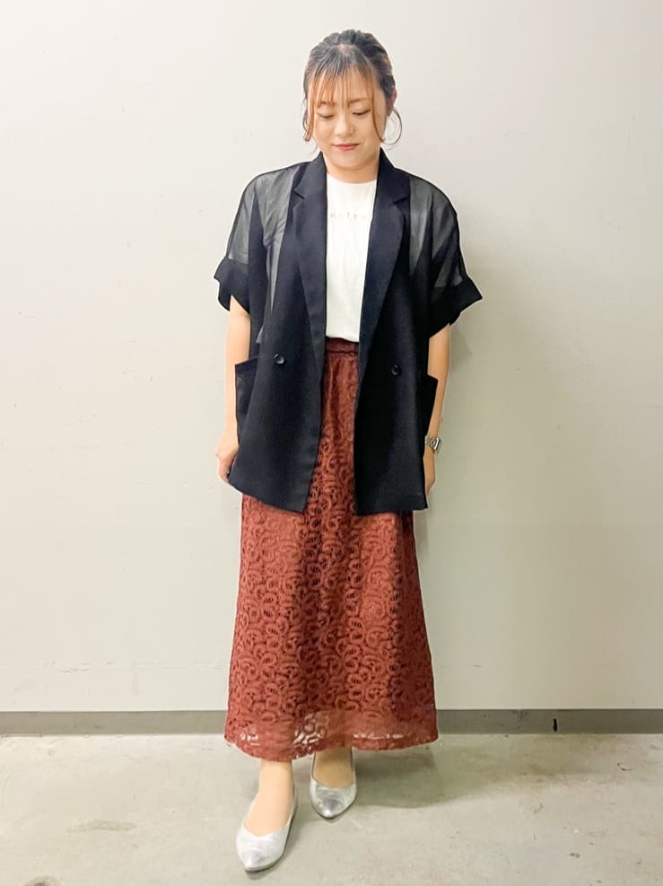 なかさんの「OPAQUE.CLIP｜メタリック刺繍ロゴTシャツ【接触冷感／洗濯機洗い可】」を使ったコーディネート