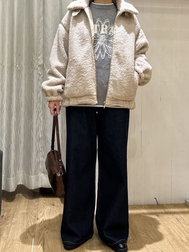 ga_riさんの「THE SHOP TK｜マシュマロタッチ ボアボンバージャケット」を使ったコーディネート