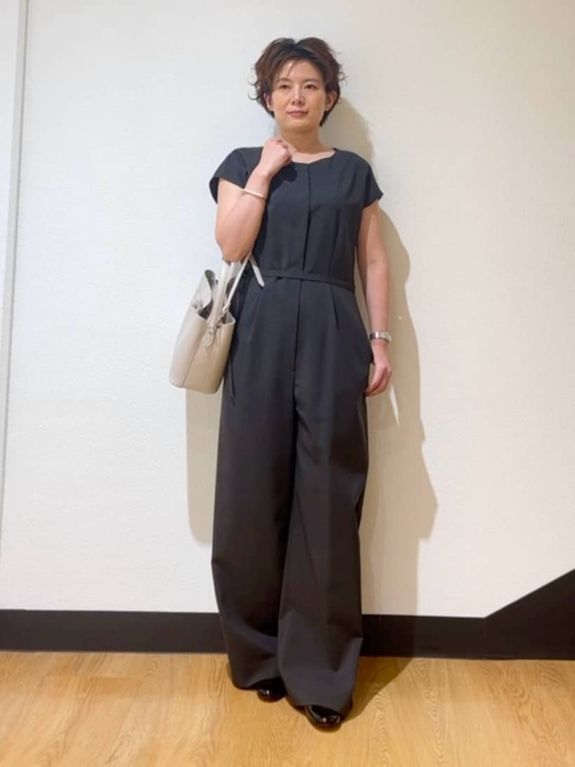 MAYUMIさんの「UNTITLED｜【きれいめ/オールインワン】梳毛調合繊コンビネゾン」を使ったコーディネート