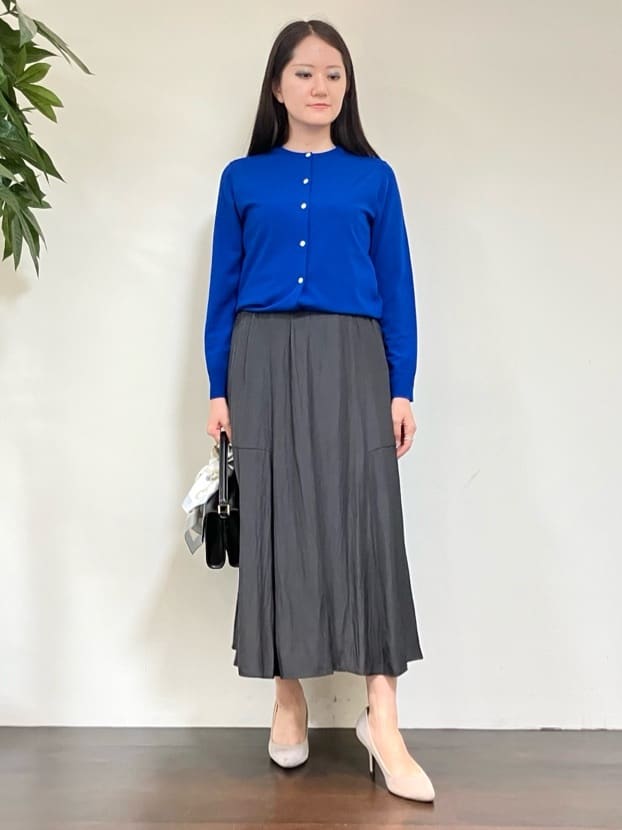 カレンさんの「UNTITLED｜【アンサンブル可/薄手】ベーシッククルーネックカーディガン」を使ったコーディネート