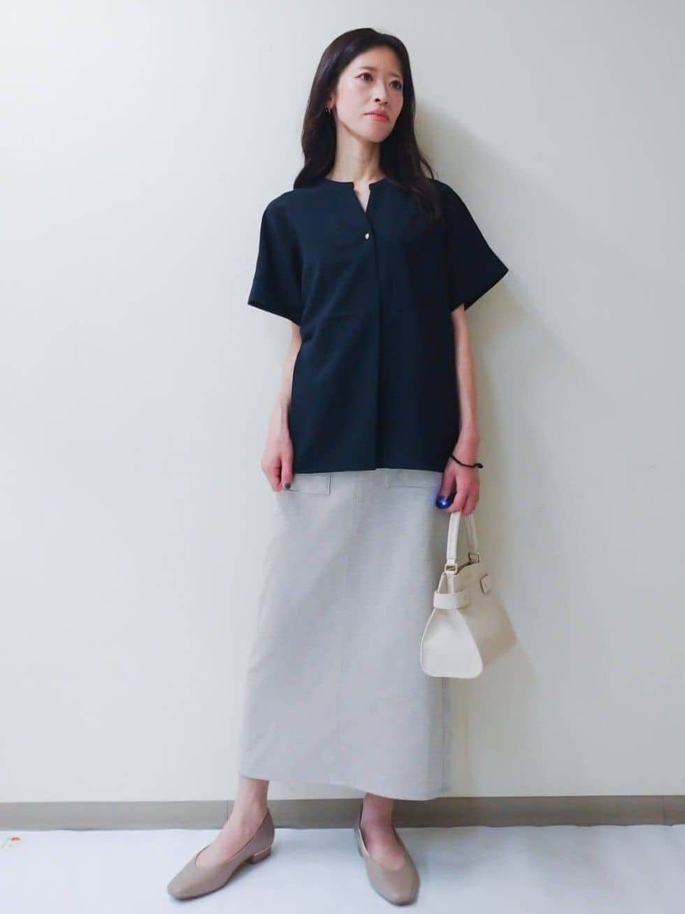 yuriさんの「OPAQUE.CLIP｜《5色展開／SS-LLサイズ》スキッパー金ボタンブラウス／セットアップ対応【防シワ／ストレッチ／洗濯」を使ったコーディネート
