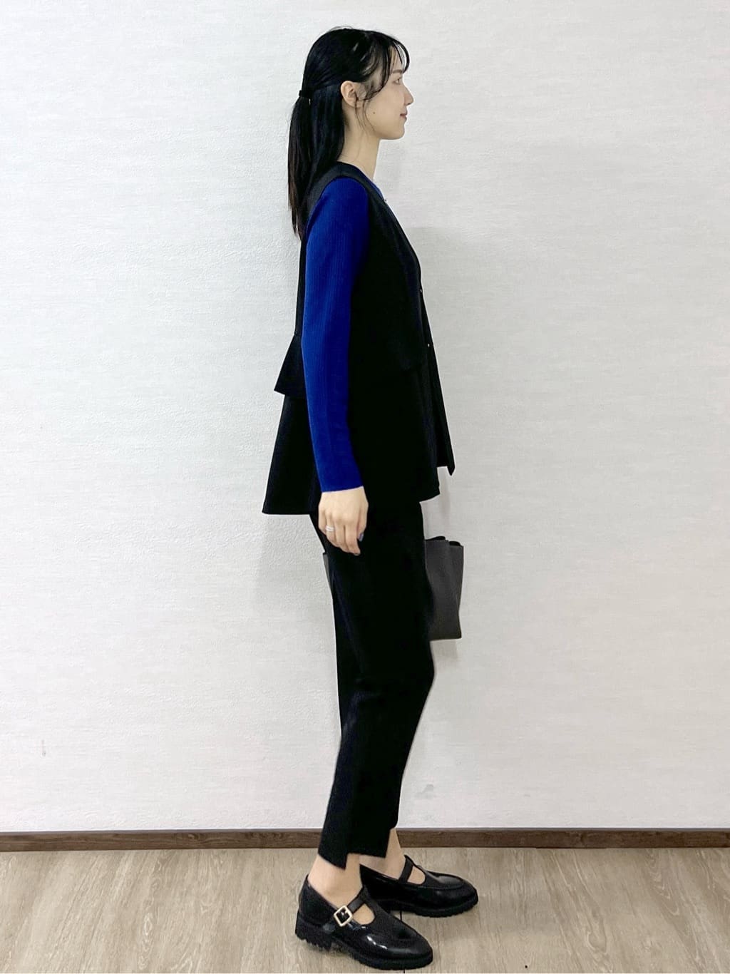 sachikoさんの「OPAQUE.CLIP｜フリルペプラムジレ／セットアップ対応可【洗濯機洗い可】」を使ったコーディネート