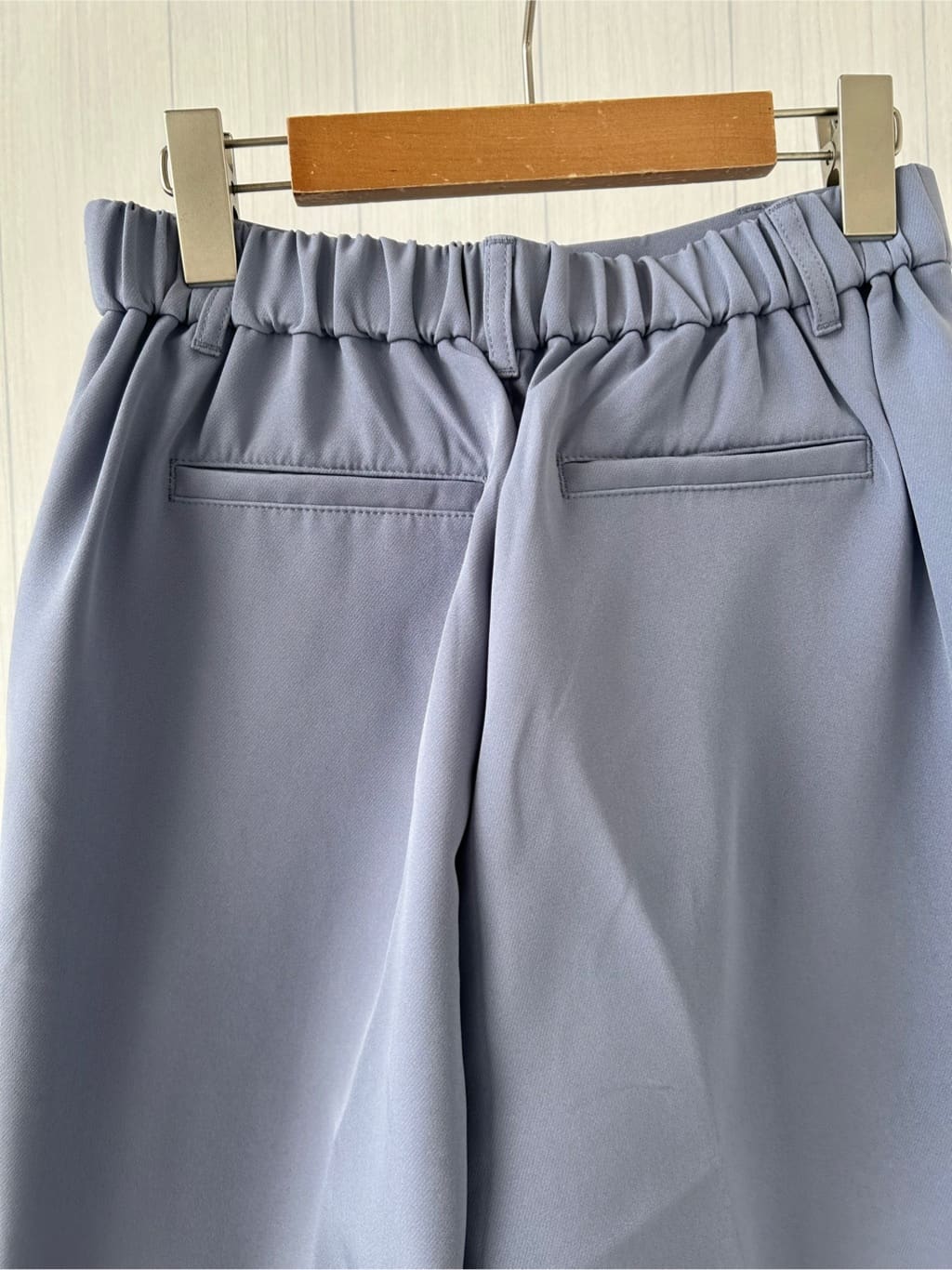 Kamyさんの「SHOO･LA･RUE｜◆【SS-3L/洗える/通勤・セレモニーにも】しなやかな身のこなしが叶う ストレッチテーパードパンツ」を使ったコーディネート