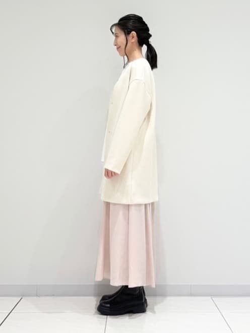 kayoさんの「INDIVI｜【秋／軽羽織り】ノーカラーミドル丈ライトコート」を使ったコーディネート
